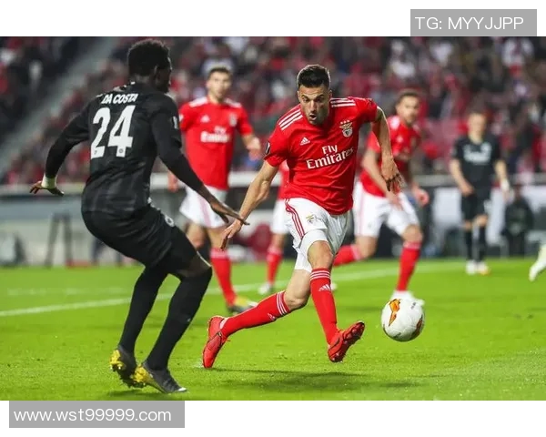 本菲卡与尤文图斯精彩对决回顾分析及赛后点评