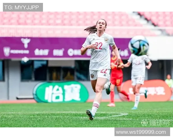 女足迎战俄罗斯女足全力争胜展现实力与风采 女足迎战俄罗斯女足全力争胜展现实力与风采