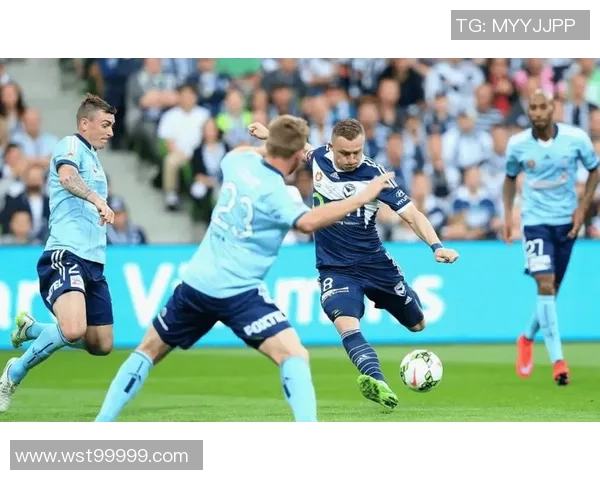 西悉尼漫步与悉尼FC的激烈对决展现澳超联赛的精彩魅力 西悉尼漫步与悉尼FC的激烈对决展现澳超联赛的精彩魅力