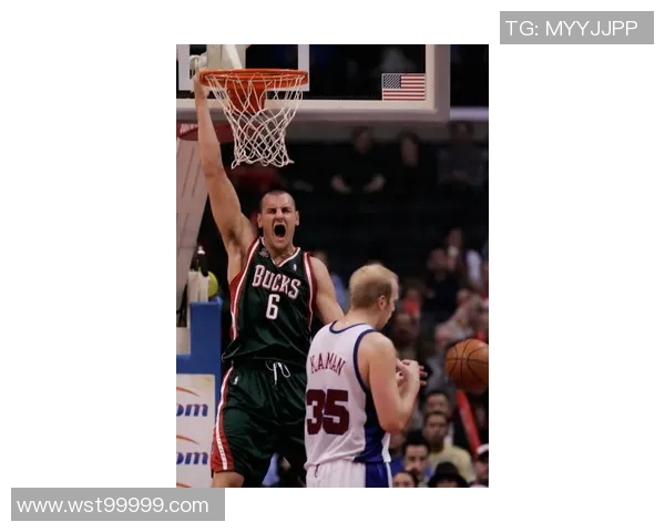 易建联对阵雄鹿精彩瞬间回顾与精彩表现分析 易建联对阵雄鹿精彩瞬间回顾与精彩表现分析