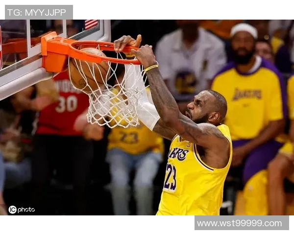 勇士队客场胜步行者，连胜势不可挡！